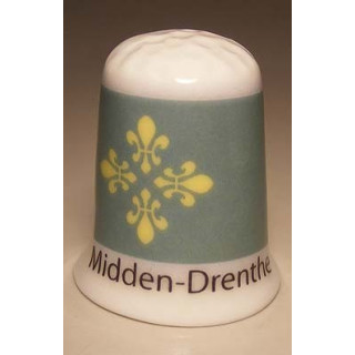 Midden Drenthe Nederlandse gemeentevlag op een porselein vingerhoedje