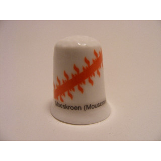 Moeskroen (Mouscron) vlag Belgie op een porselein vingerhoedje