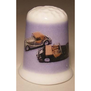 Morgan 8 plus op een porselein vingerhoedje