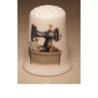 Naaimachine muziekdoos met beren vingerhoedje