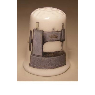 Naaimachine van metaal foto vingerhoedje