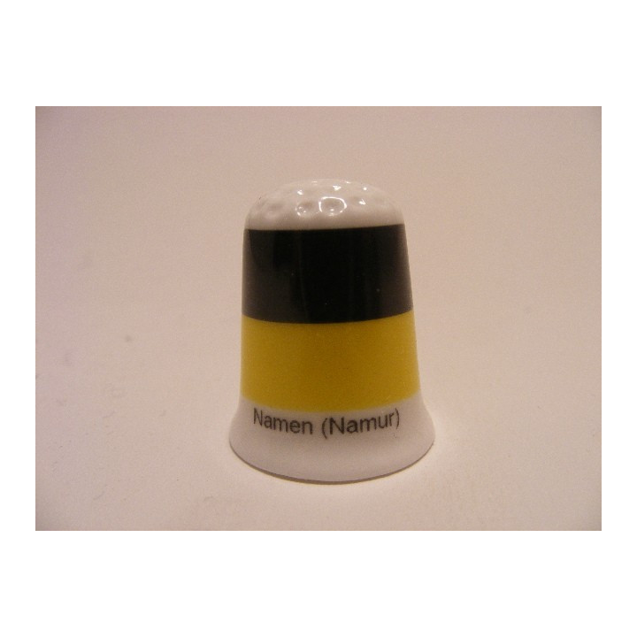 Namen Namur Nameur vlag in Belgie op een porselein vingerhoedje