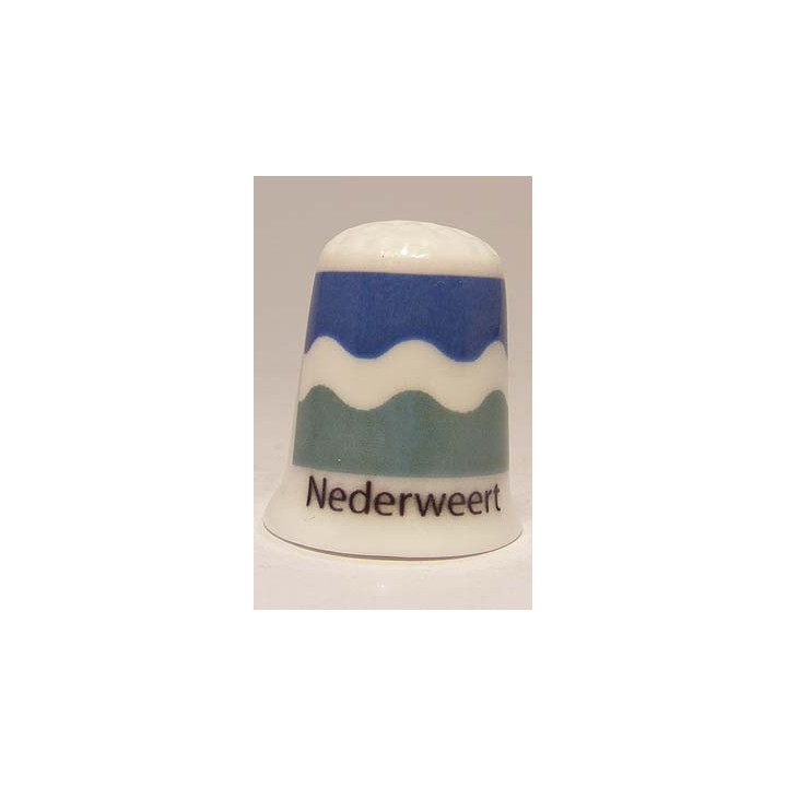 Nederweert Nederlandse gemeentevlag op een porselein vingerhoedje