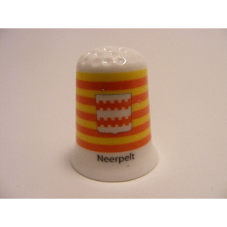 Neerpelt vlag Belgie op een porselein vingerhoedje