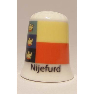 Nijefurd Nederlandse gemeentevlag op een porselein vingerhoedje
