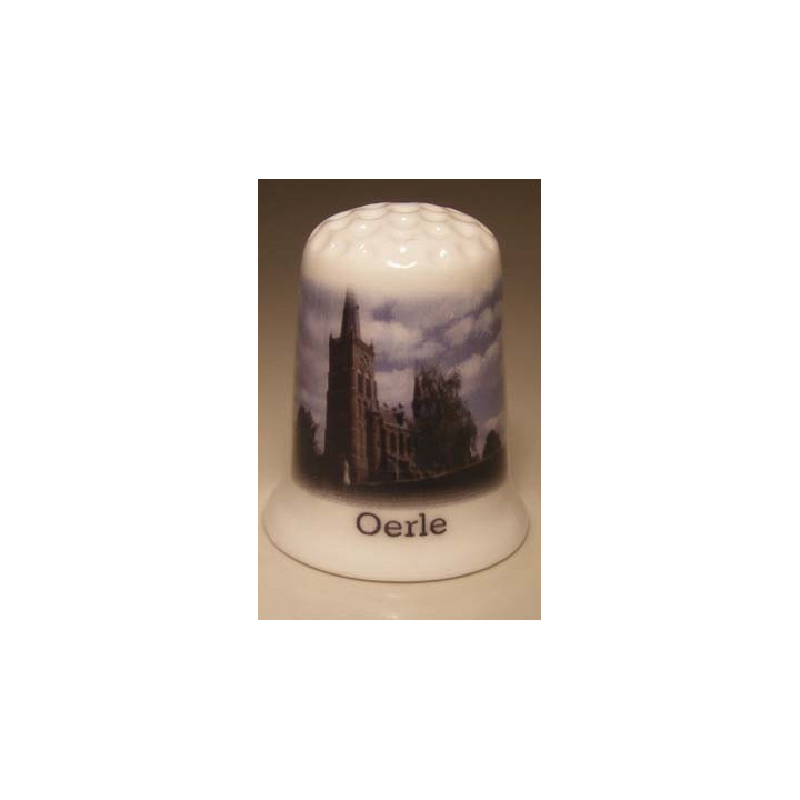 Oerle op een porselein vingerhoedje