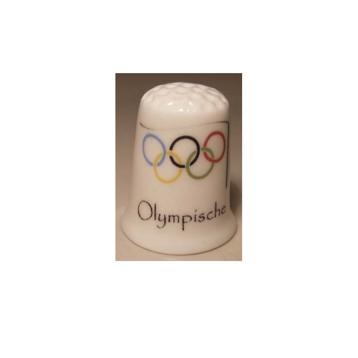 Olympische vlag met ringen op een vingerhoedje