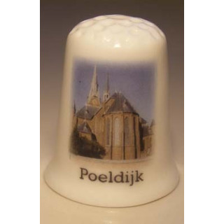 Poeldijk op een porselein vingerhoedje