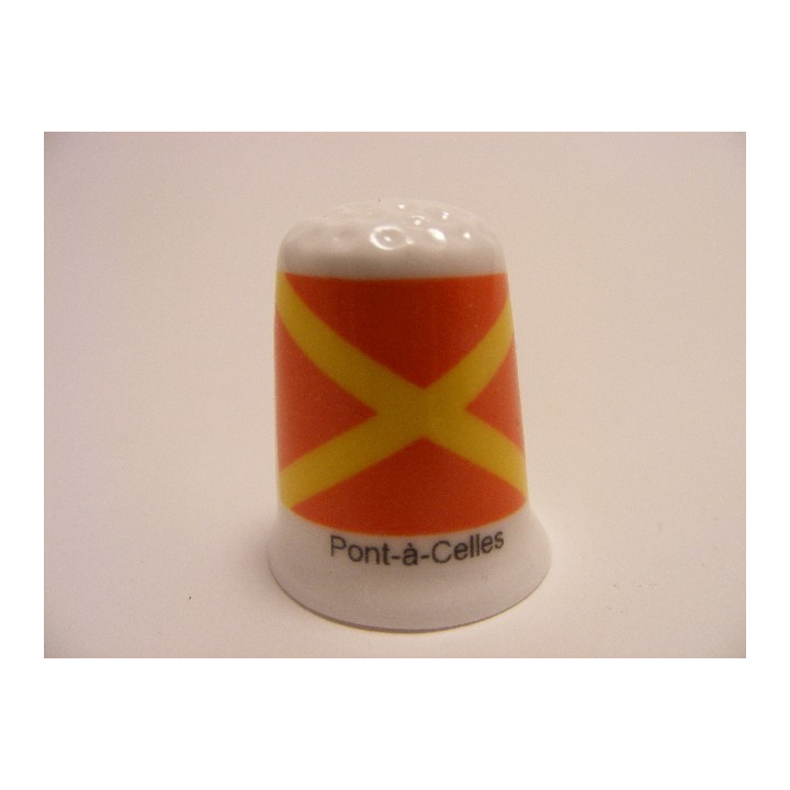 Pont-a-Celles vlag Belgie op een porselein vingerhoedje