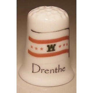 Provincievlag Drenthe op een porselein vingerhoedje