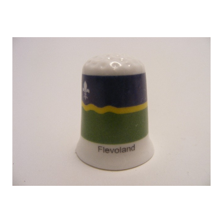 Provincievlag Flevoland op een porselein vingerhoedje
