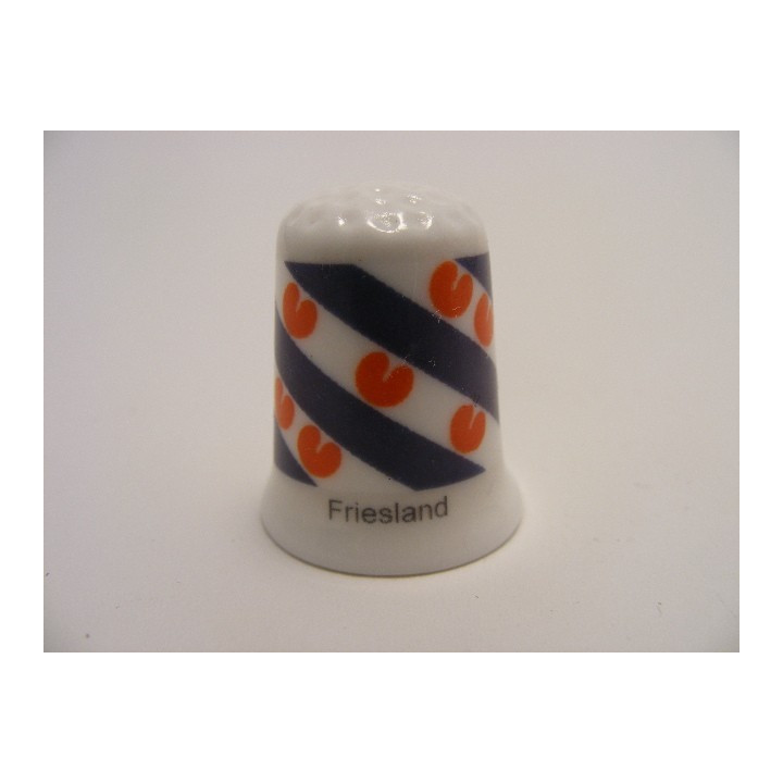 Provincievlag Friesland op een porselein vingerhoedje