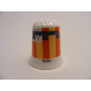 Retie vlag Belgie op een porselein vingerhoedje