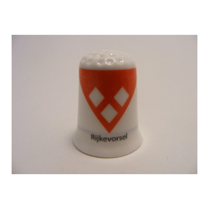 Rijkevorsel vlag Belgie op een porselein vingerhoedje