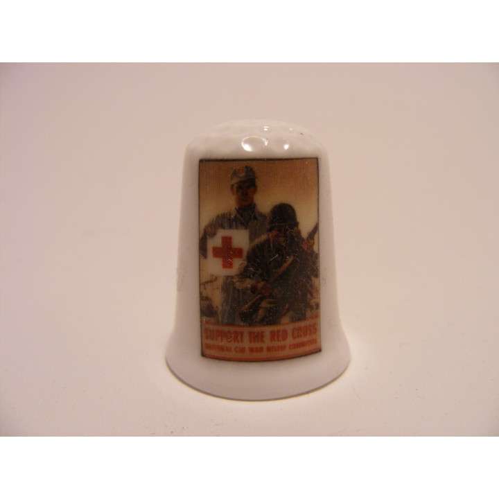 Rode Kruis Support the Red Cross op een porselein vingerhoedje