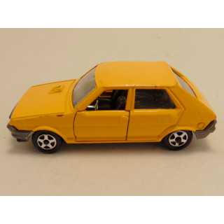 Fiat Ritmo 65 1:43 Mebetoys Mattel geel