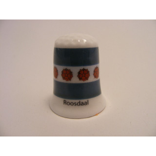 Roosdaal vlag Belgie op een porselein vingerhoedje