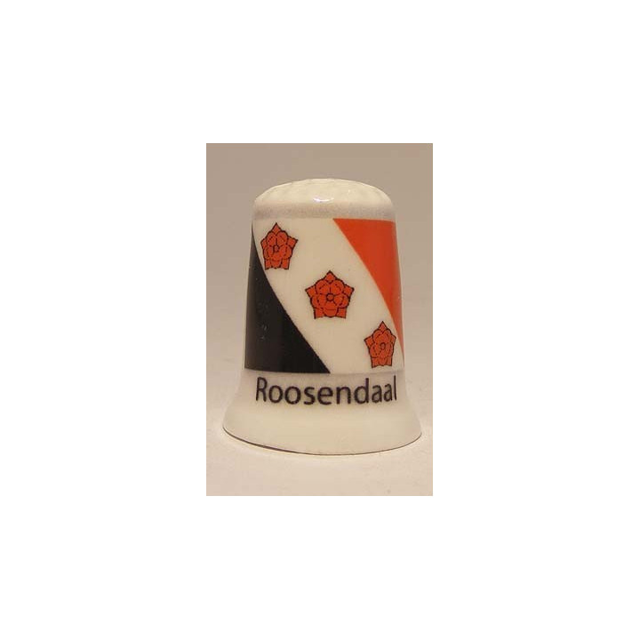 Roosendaal Nederlandse gemeentevlag op een porselein vingerhoedje