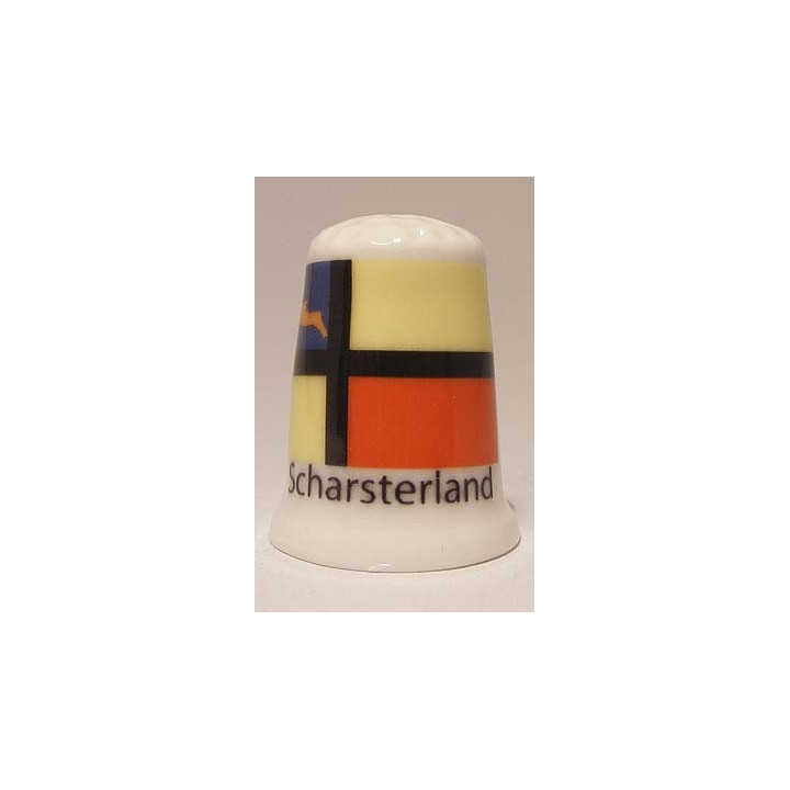 Scharsterland Nederlandse gemeentevlag op een porselein vingerhoedje