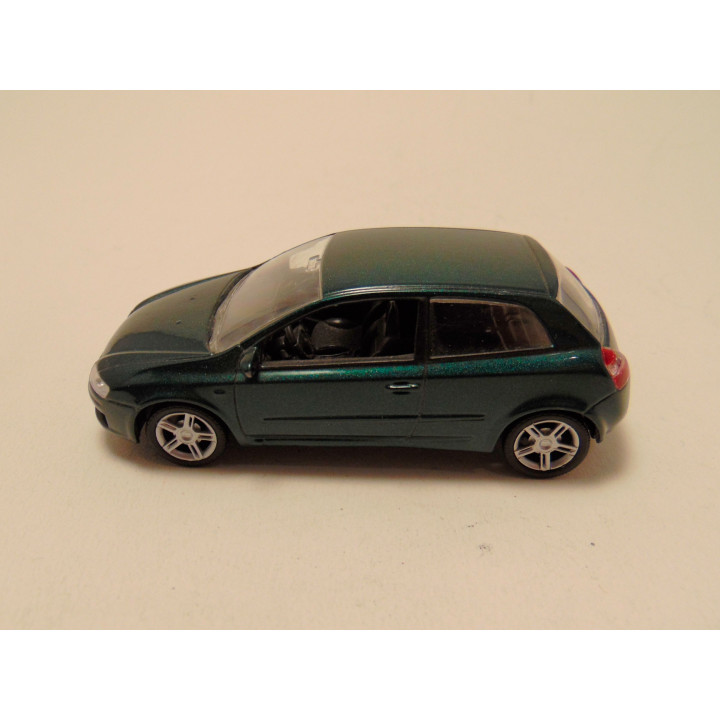 Fiat Stilo 1:43 Norev groen