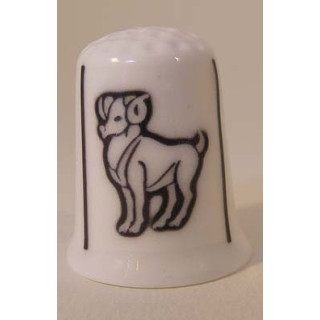 Sterrenbeeld Ram tekening op een porselein vingerhoedje