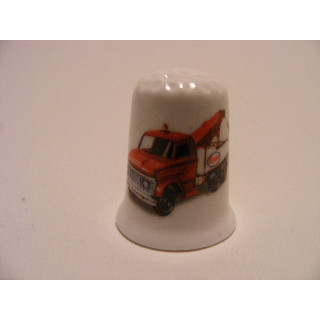 Takelwagen Standard Oil Company Esso afbeelding op een porselein vingerhoedje