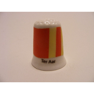 Ter Aar op een porselein vingerhoedje