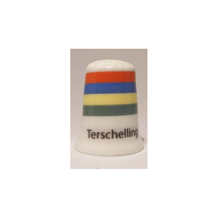 Terschelling Nederlandse gemeentevlag op een porselein vingerhoedje