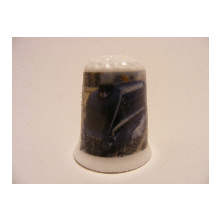 Trein blauw op een porselein vingerhoedje