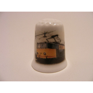 Trein NS op een porselein vingerhoedje