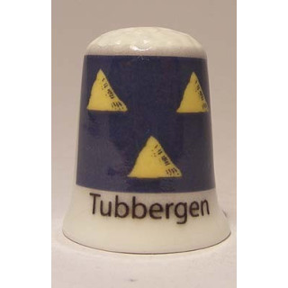 Tubbergen Nederlandse gemeentevlag op een porselein vingerhoedje