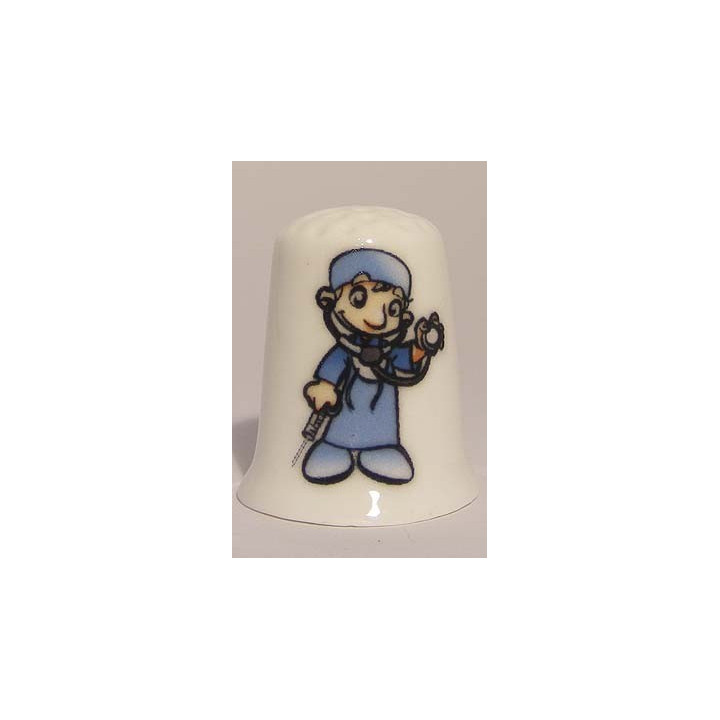 Verpleger op een porselein vingerhoedje Verpleger op een porselein vingerhoedje