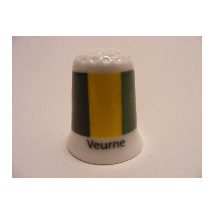 Veurne vlag Belgie op een porselein vingerhoedje Veurne vlag Belgie op een porselein vingerhoedje