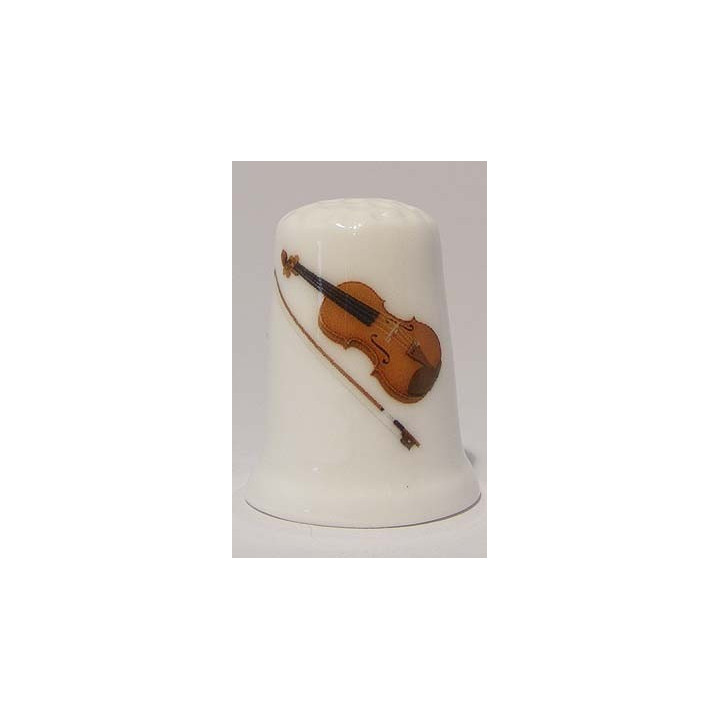 Strijkinstrument viool op een vingerhoedje
