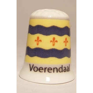 Voerendaal Nederlandse gemeentevlag op een porselein vingerhoedje