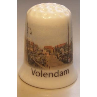 Volendam op een porselein vingerhoedje