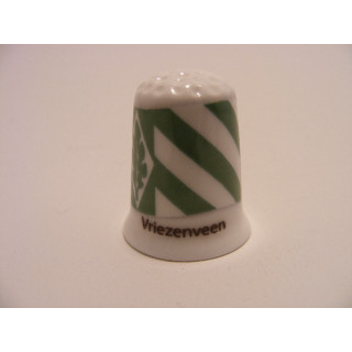 Vriezenveen op een porselein vingerhoedje