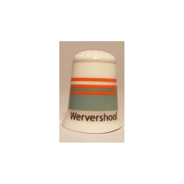 Wervershoof Nederlandse gemeentevlag op een porselein vingerhoedje
