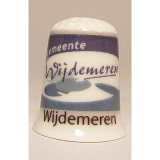 Wijdemeren Nederlandse gemeentevlag op een porselein vingerhoedje