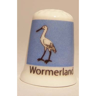 Wormerland Nederlandse gemeentevlag op een porselein vingerhoedje