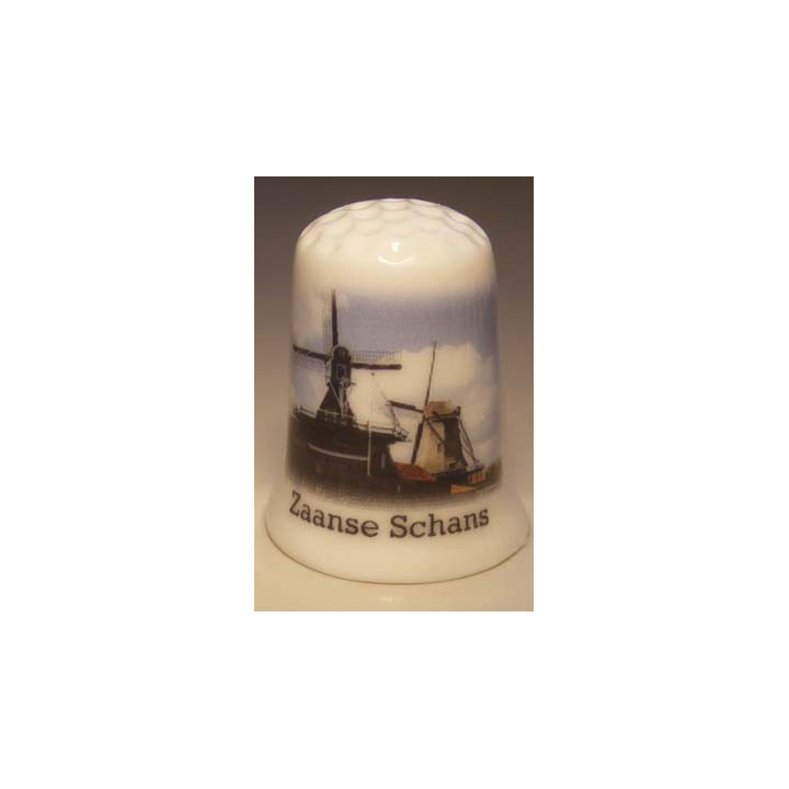 Zaanse Schans molens op een porselein vingerhoedje