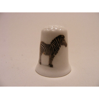 Zebra op een porselein vingerhoedje