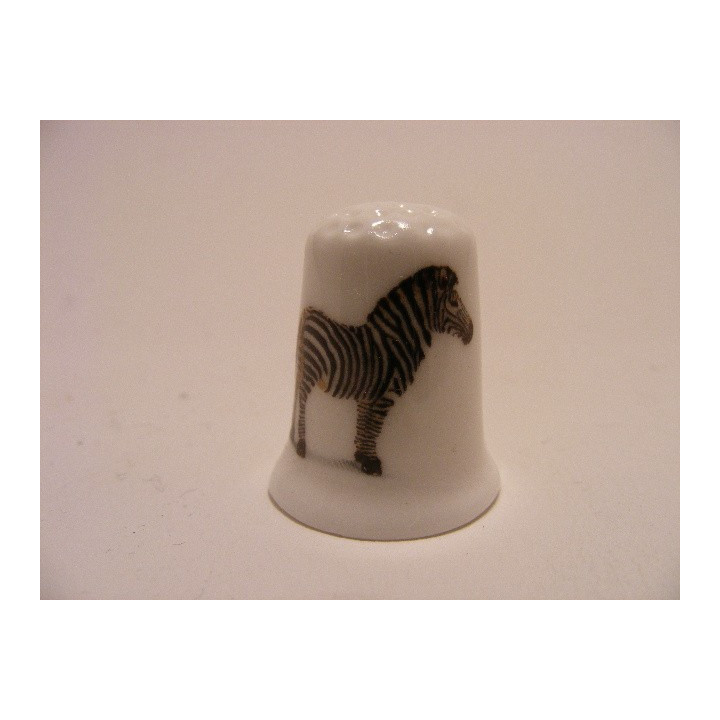 Zebra op een porselein vingerhoedje