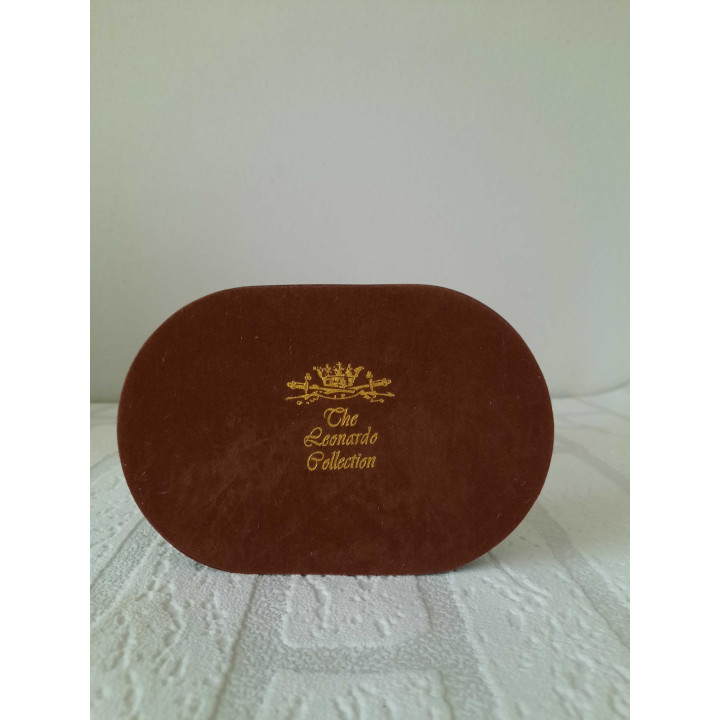 Eekhoorn op tak The Leonardo Collection LP10884