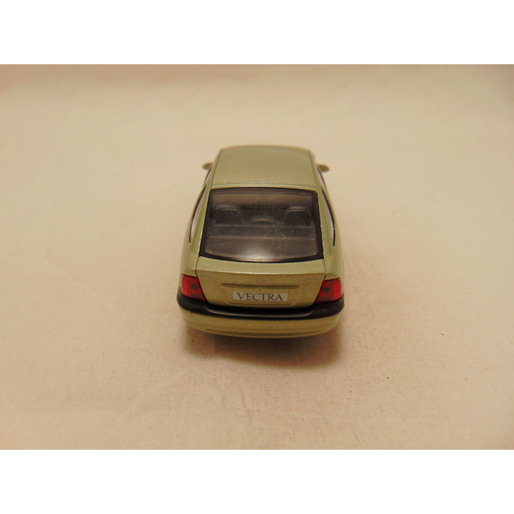 Opel Vectra 2001 1:43 Schuco zeegroen - modelauto