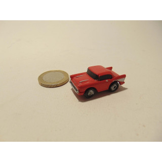 Chevrolet Bel Air van kunststof Minys 3x1x1cm