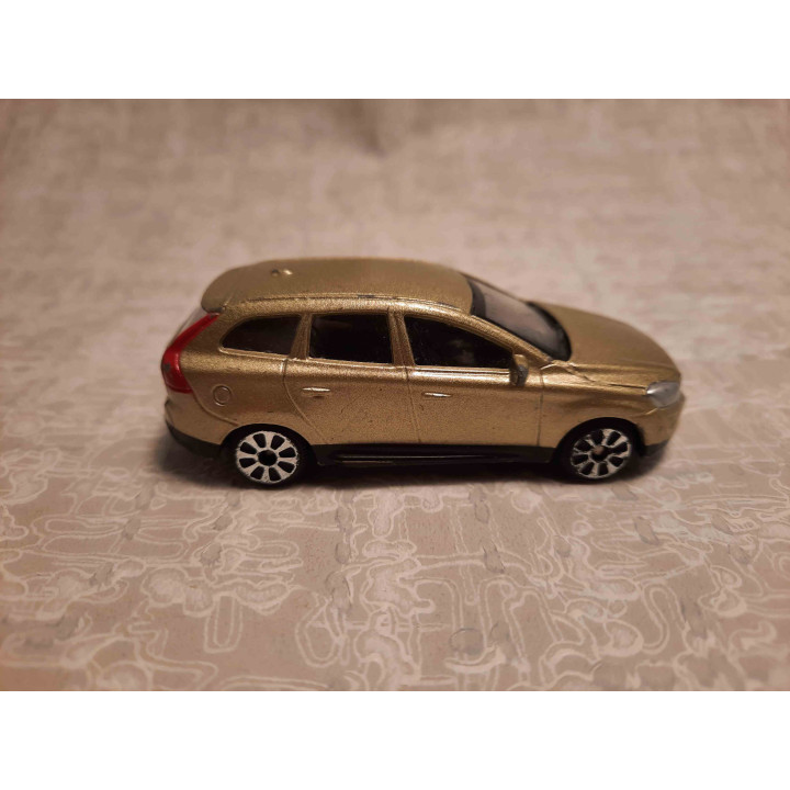 Volvo XC60 sedan Dickie 1:64 goudkleurig