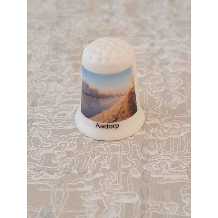 Aadorp Almelo Porcelain Thimble