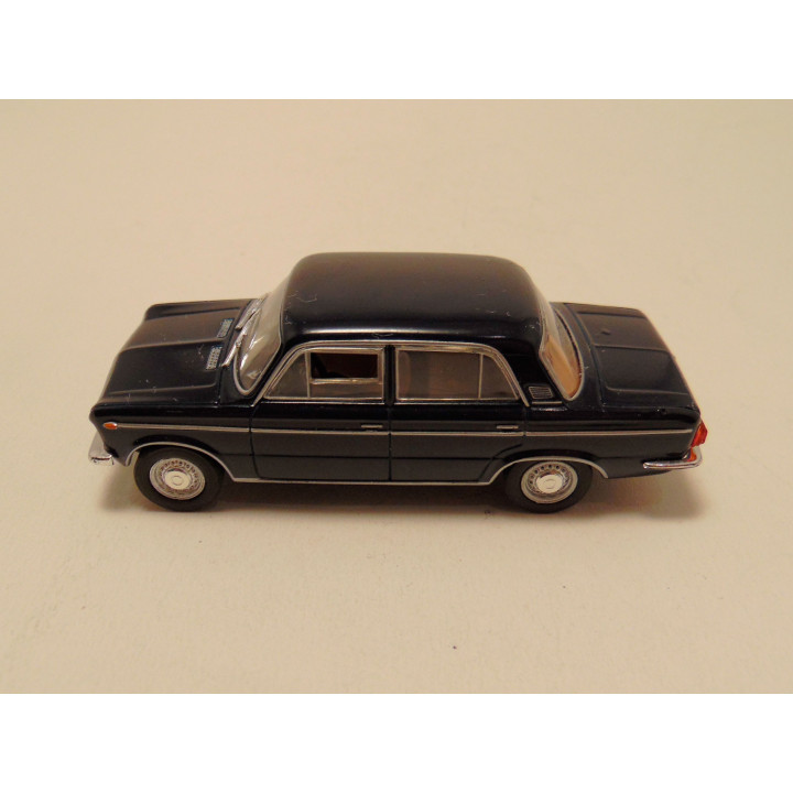 Fiat 125 Special 1968 sedan 1:43 Starline models donkerblauw