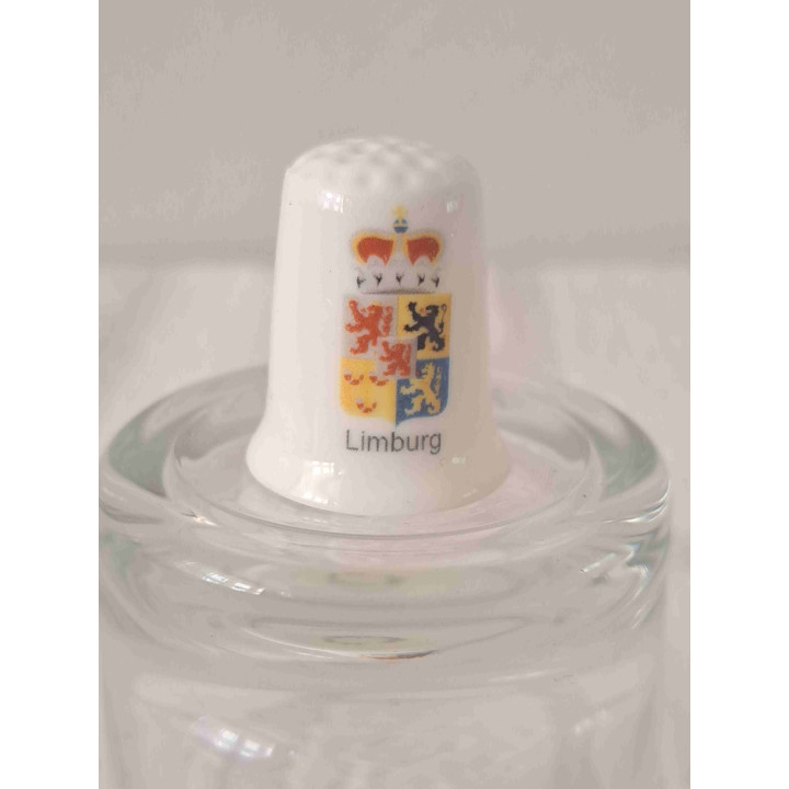 Provinciewapen Limburg op porselein vingerhoedjes